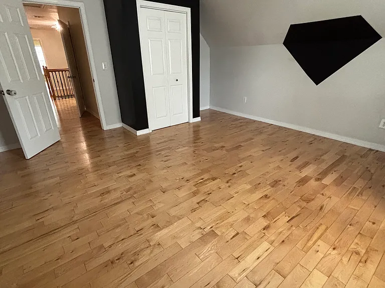 1835 Clarke Blvd — Photo 24