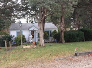 82 Beach St, Plymouth, MA 02360