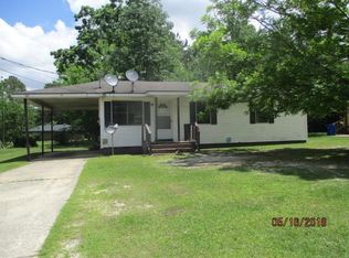 626 Lee Williams Dr NW, Pelham, GA 31779