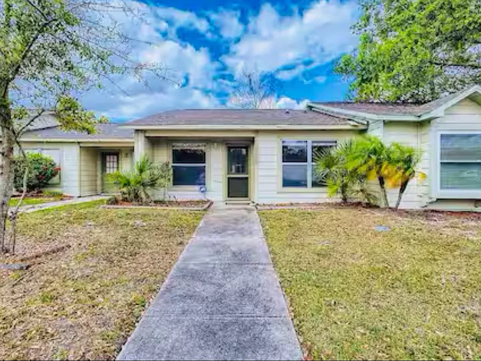 1916 Bentley Blvd