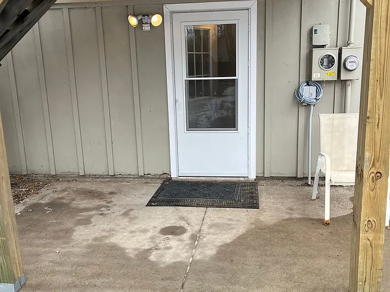 22621 Camber Ave — Photo 14