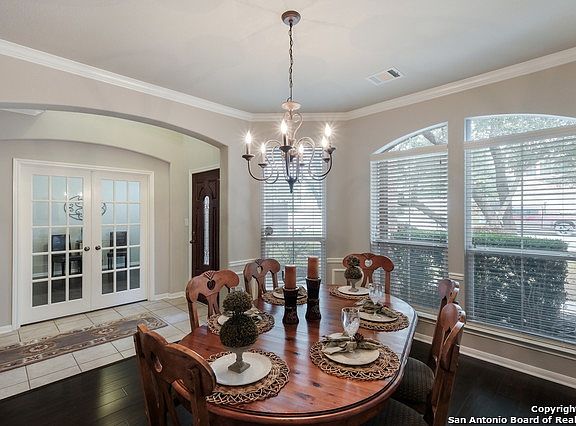 4th image of 19551 Highgrove Ln