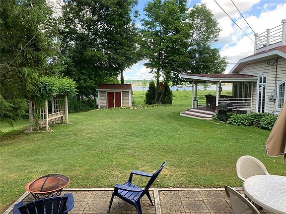 3rd image of 11358 Lakeshore Dr