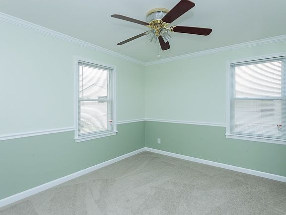 4th image of 960 Lance Ave