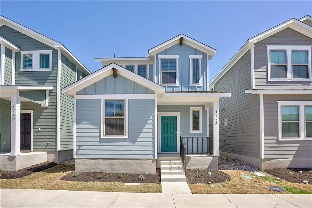 3 bed, 3.0 bath, 1356 sqft, $2,105 — Photo 1