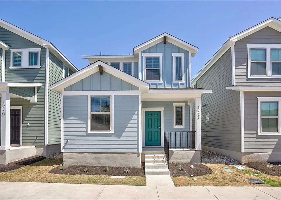 1724 W Artesian Springs Xing