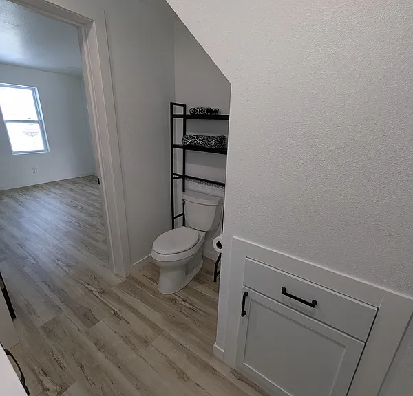 160 Guilford St — Photo 28