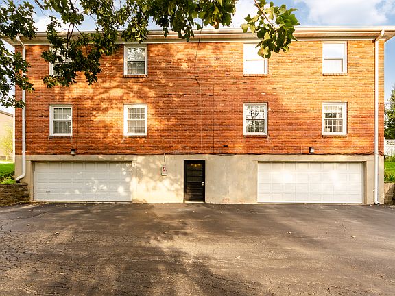 4th image of 605 Candleberry Ct APT C