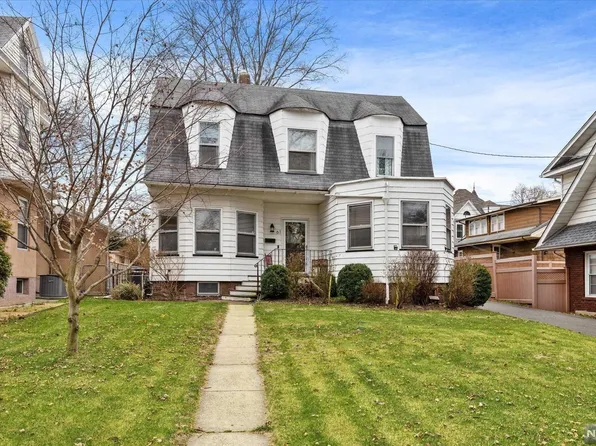 61 Lincoln Ave, Rutherford, NJ 07070