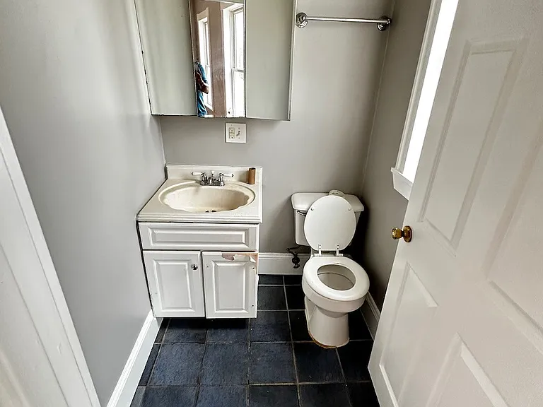 35 Adamson St #3 — Photo 13