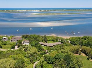 211 Scudders Ln, Barnstable, MA 02630