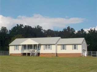 9451 Morefield Meadows Dr, Amelia Court House, VA 23002