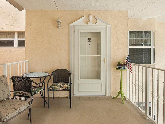 3rd image of 223 Grove Isle Cir #223