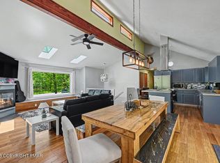 31 Emerson Dr, Albrightsville, PA 18210