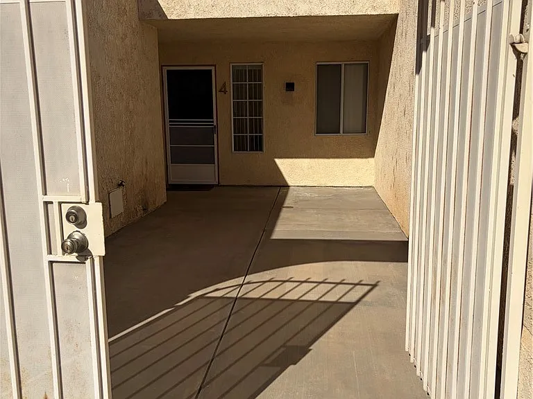 11454 Nautical Ln #4 — Photo 1