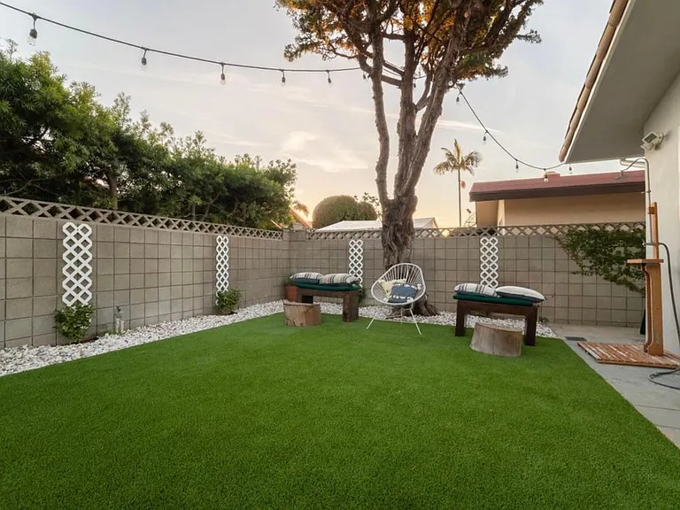 1530 Marine Ave — Photo 40