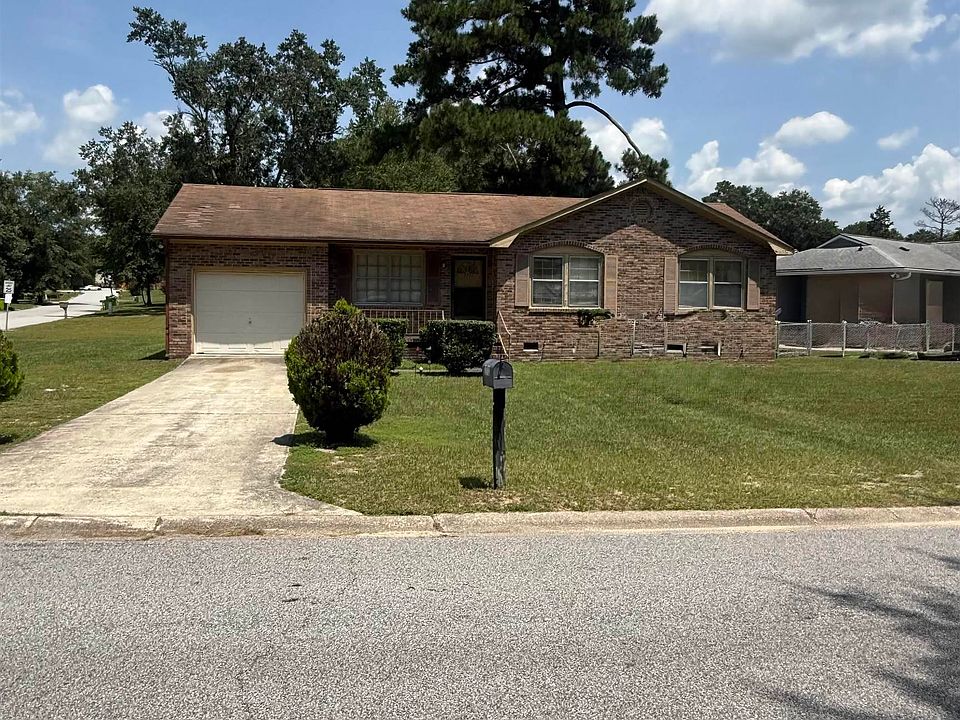 1st image of 2712 Padgett Rd