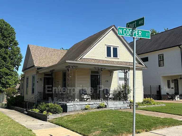 32 N Cooper St — Photo 3