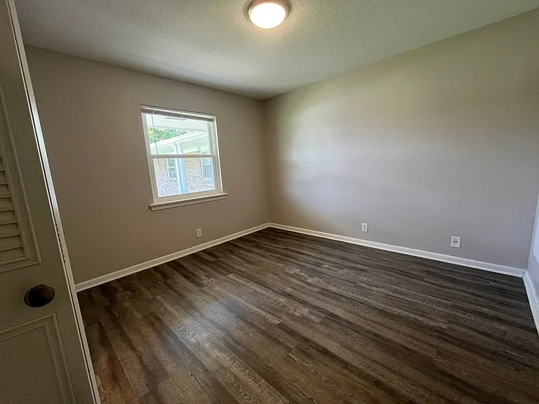1413 Mana Ln #9 — Photo 10