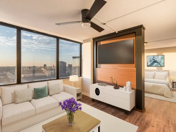 Park Michigan - 1212 S Michigan Ave