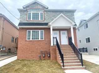 881 Sinclair Ave #2F, Staten Island, NY 10309