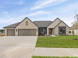 209 Ash Down Dr, Columbia, MO 65201