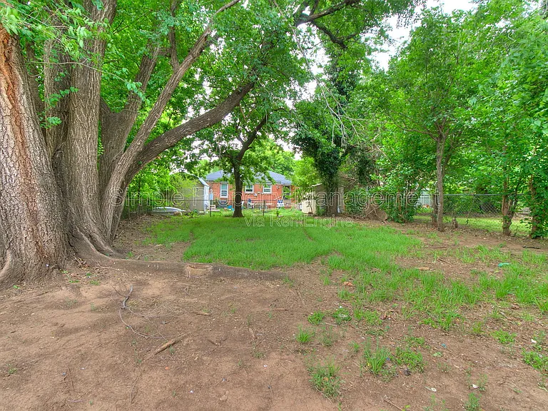 538 E Indian Dr — Photo 15