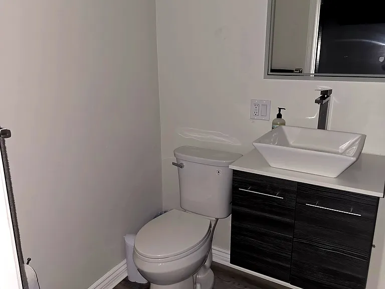 8227 Parkland — Photo 10