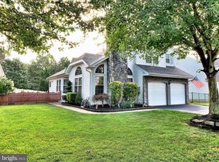 7 Steeplechase Blvd, Burlington, NJ 08016