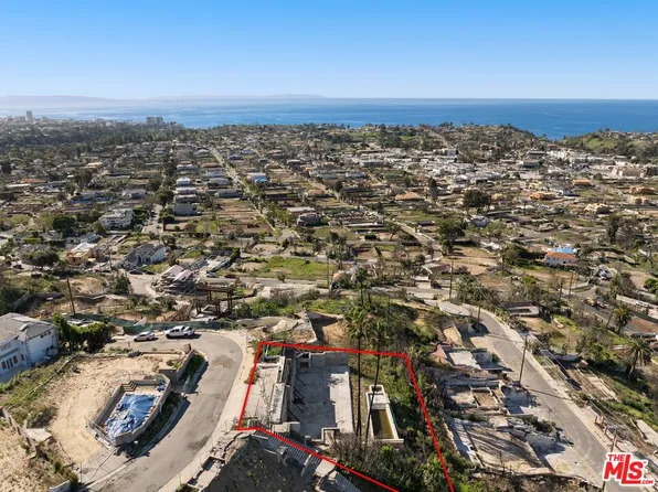 1355 Berea Pl, Pacific Palisades, CA 90272