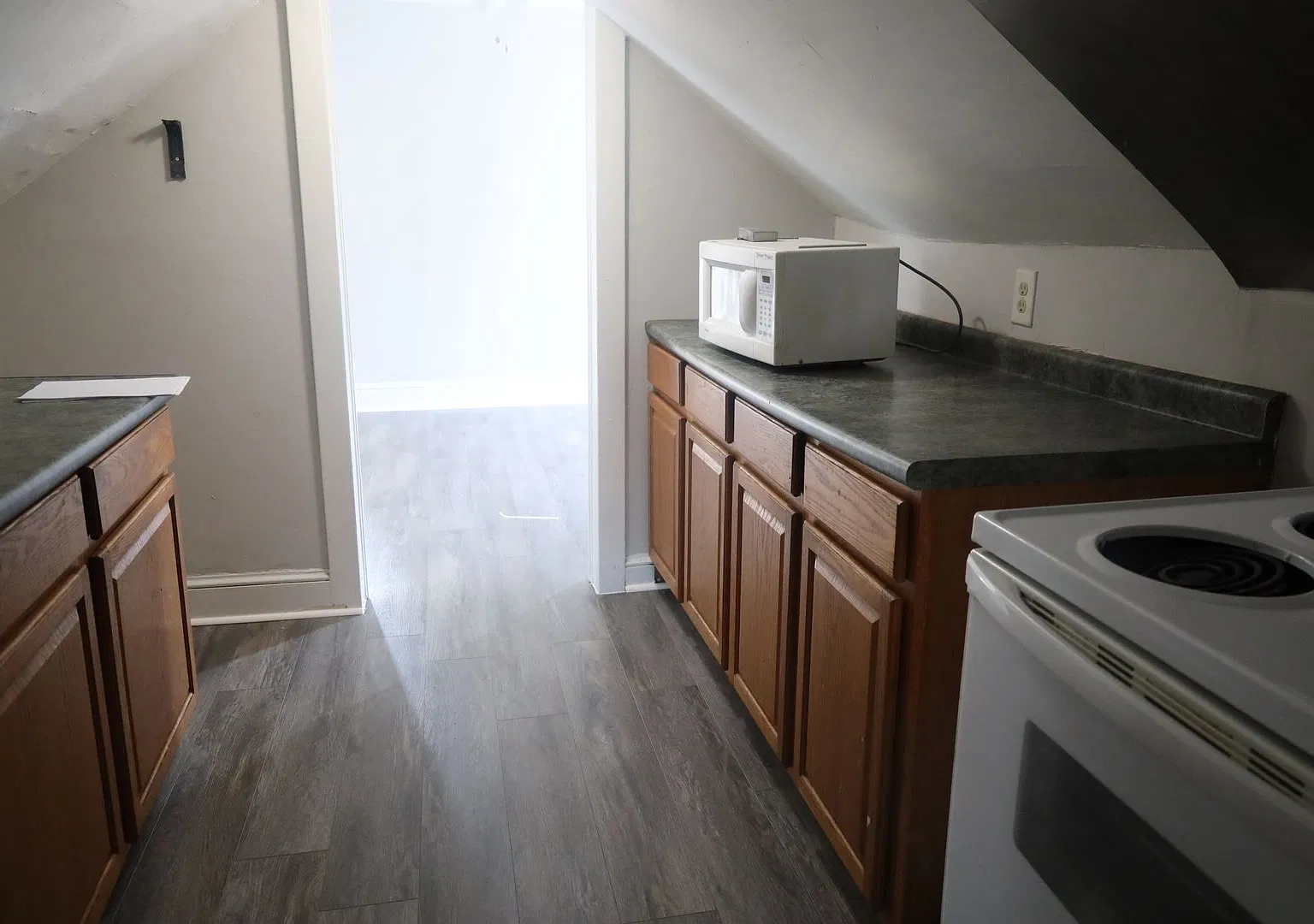 410 W King St — Photo 2