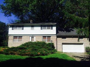 5326 Minnetoga Ter, Minnetonka, MN 55343