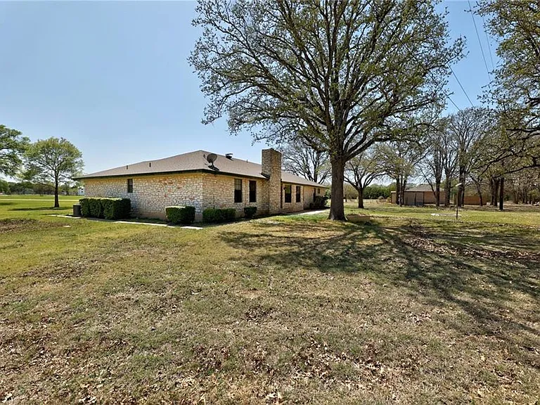 207 Rancho Bueno Dr — Photo 30