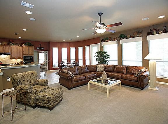 4th image of 412 Branding Iron Way