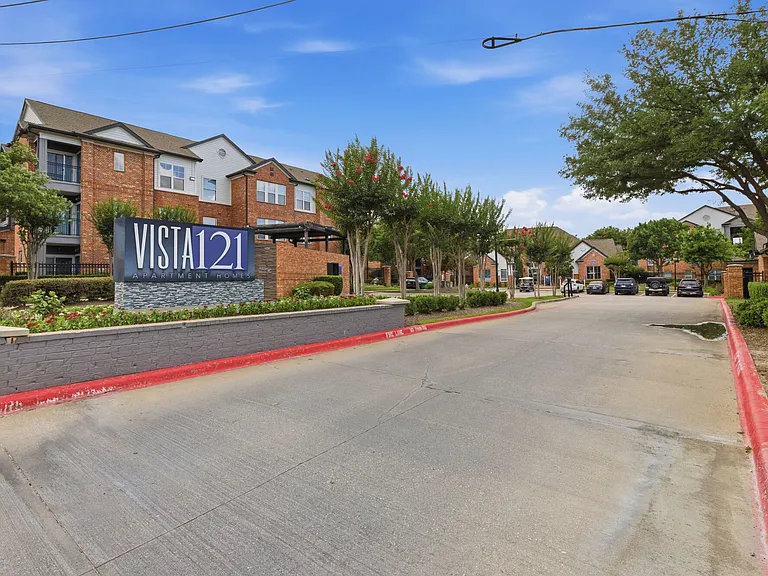 Vista 121 — Photo 25