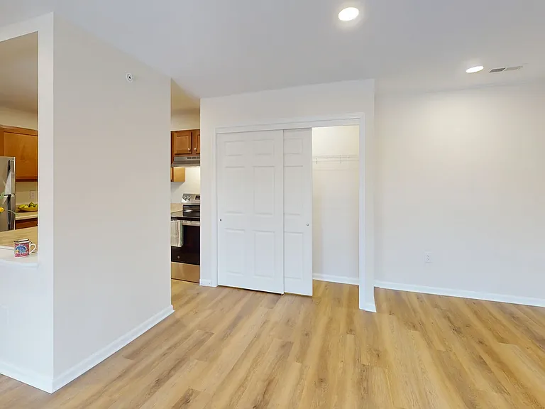 Viking Apartments and Townhomes — Photo 25