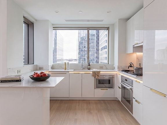 2nd image of 133 Seaport Blvd Unit 902