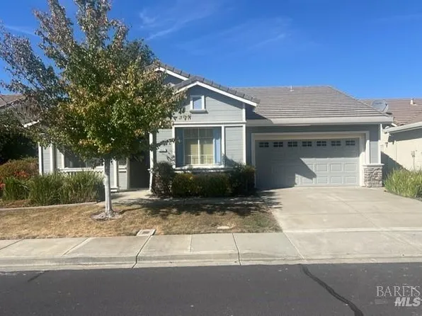 293 Mandarin Circle, Vacaville, CA 95687
