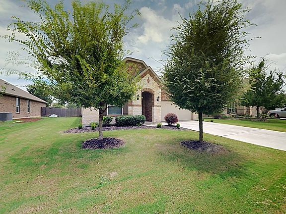 2nd image of 11616 Arbor Park Ln