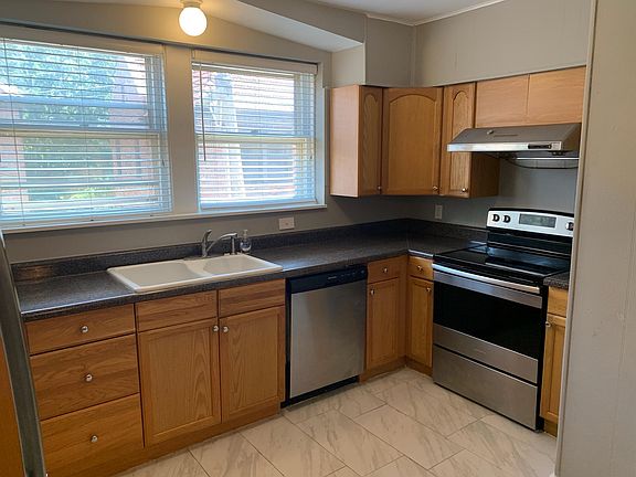 4th image of 7544 York Dr APT 3