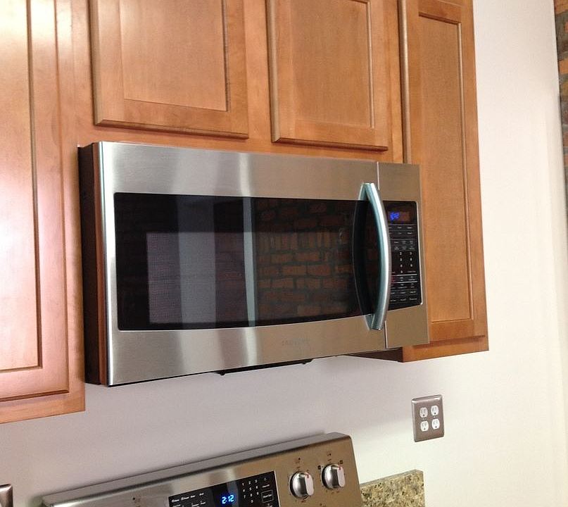 1st image of 886 Hunter Ave