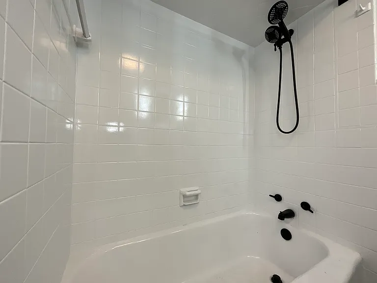 20210 Gladstone Rd — Photo 15