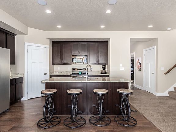 2nd image of 3404 W High Plains Way