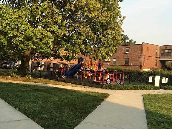 4th image of 13412 Jewel Ave