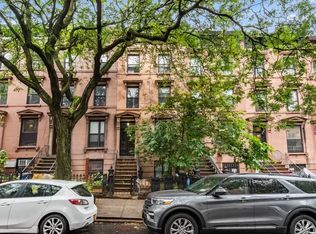 218 17th St, Brooklyn, NY 11215