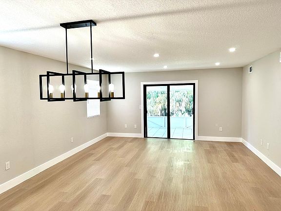 5th image of 6430 Pinyon Pine Court
