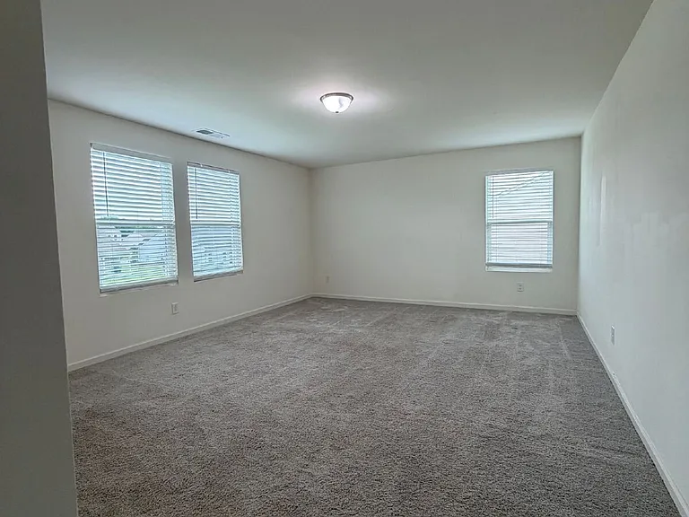 132 Verona Dr NW — Photo 18