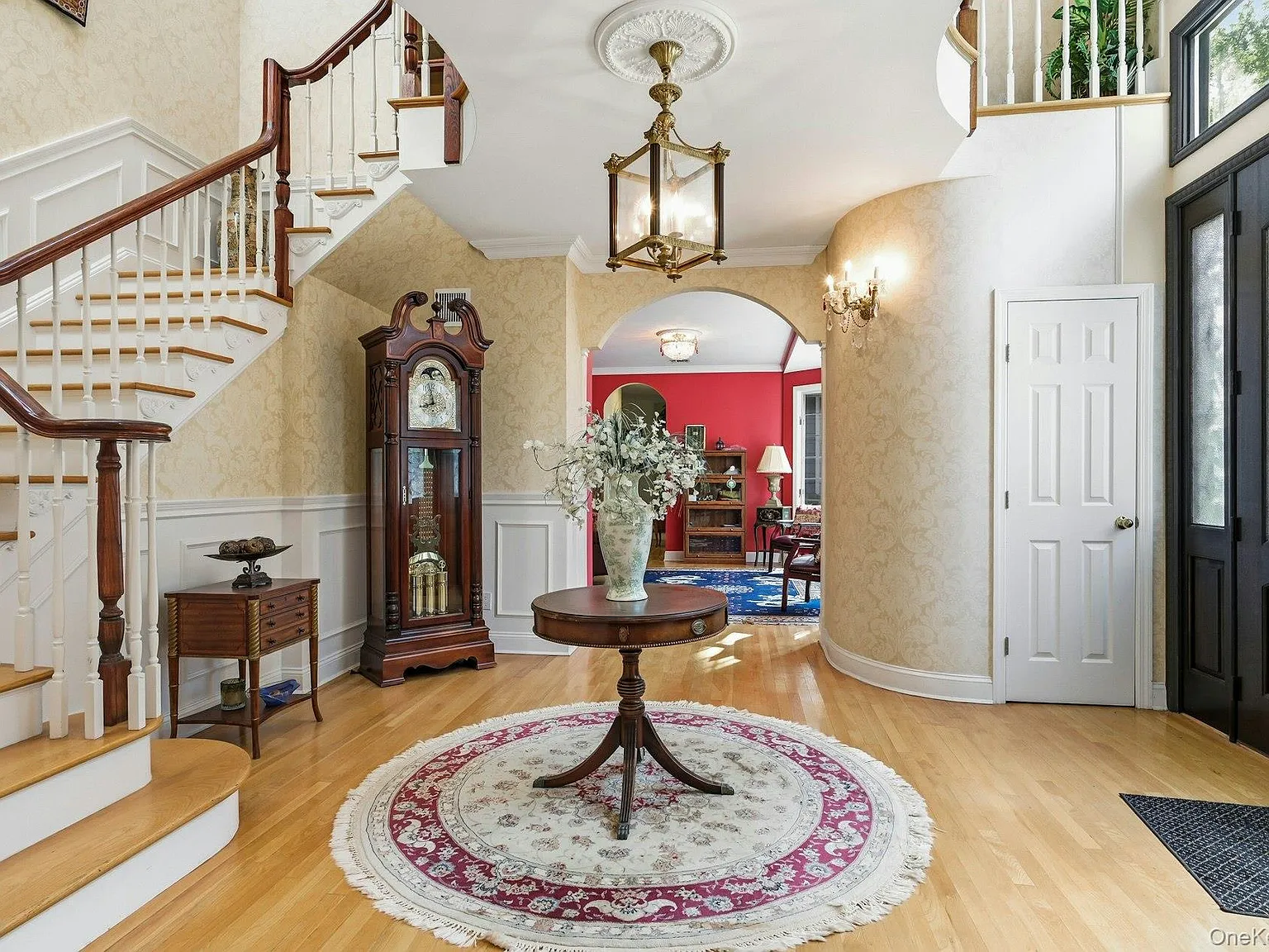 5 bed, 8.0 bath, 5458 sqft, $18,000 — Photo 3