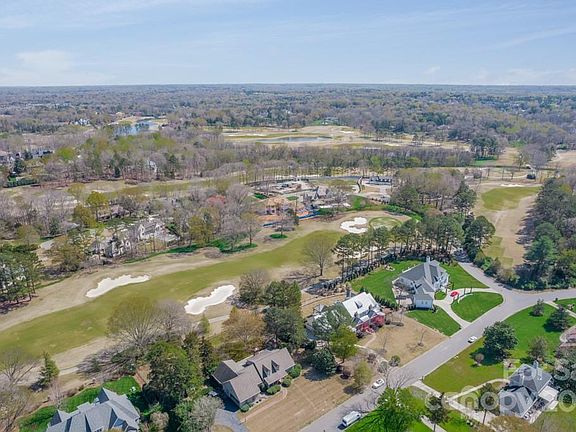 3rd image of 5815 Bentway Dr
