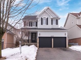 1427 Ashgrove Cres, Oshawa, ON L1K2W4